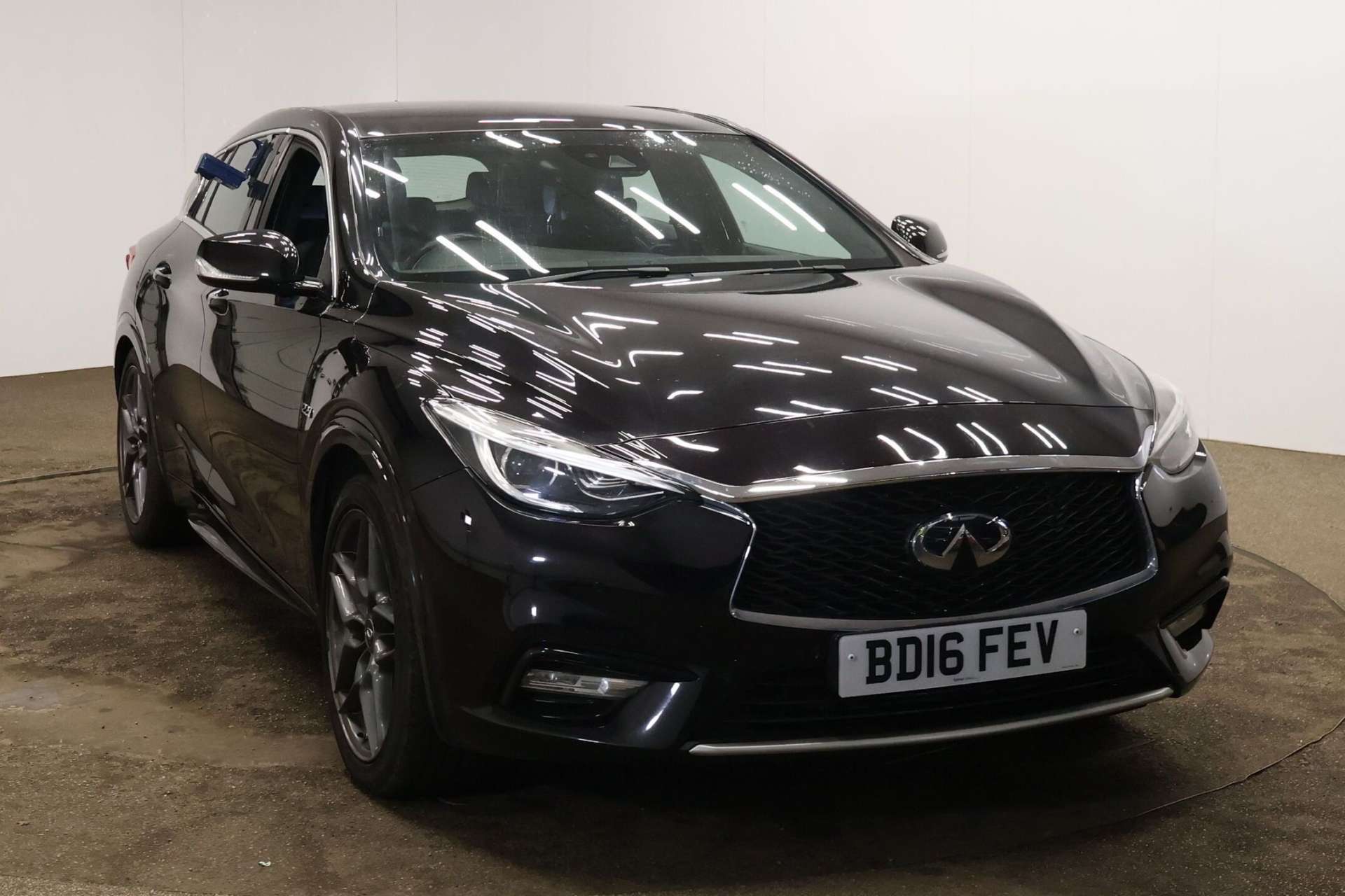 Q30