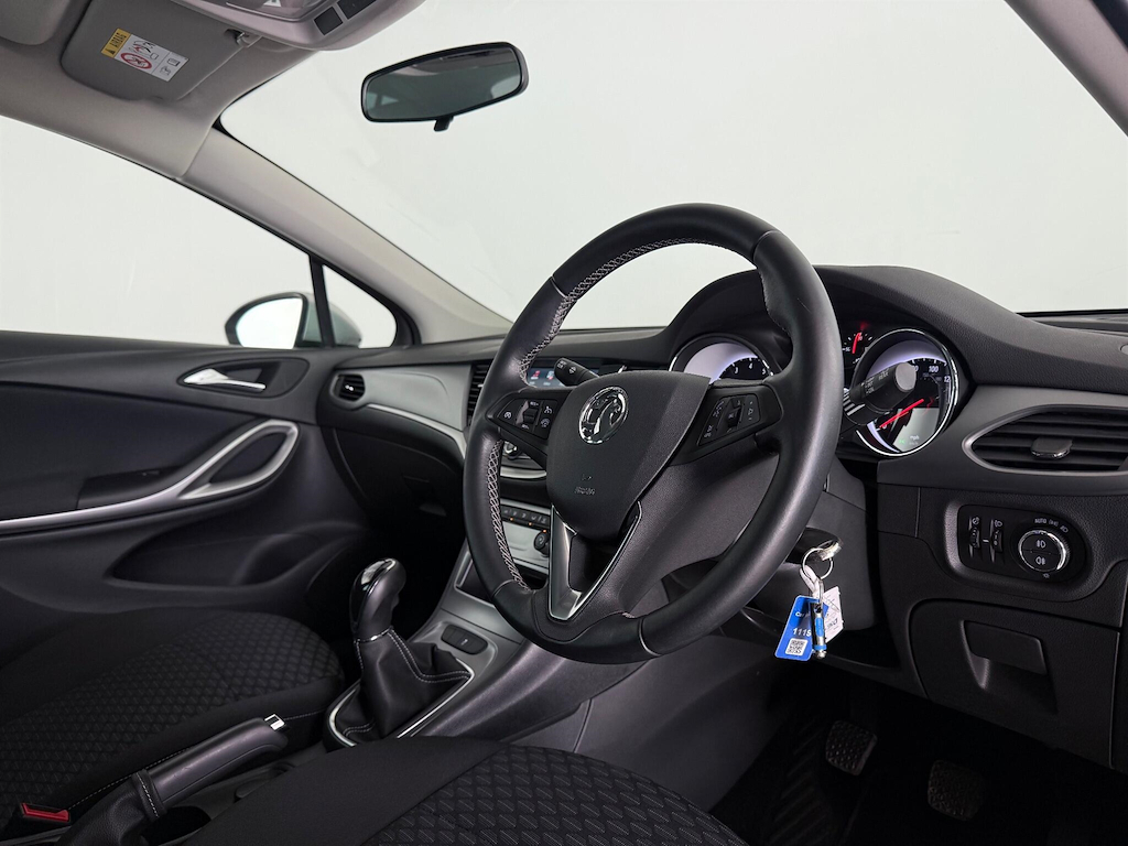 2019 Vauxhall Astra