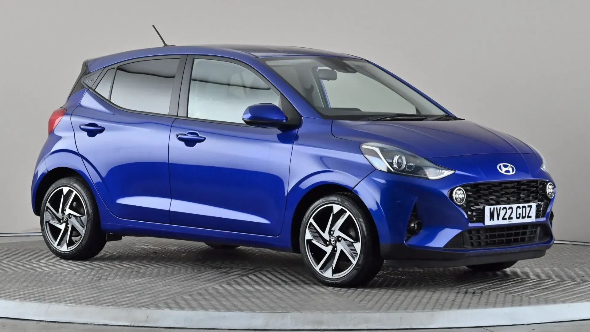 I10