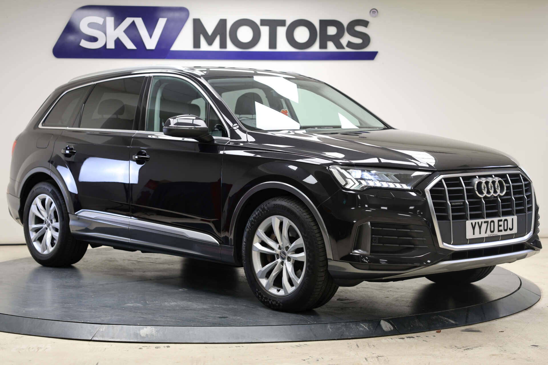 Q7