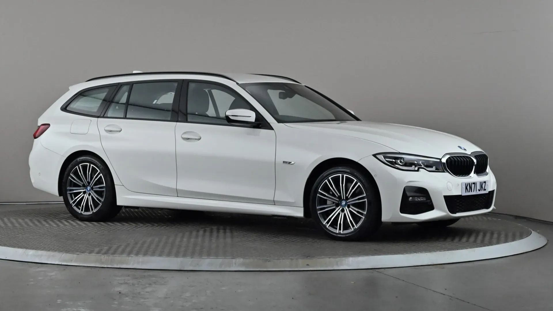 3 Series Touring