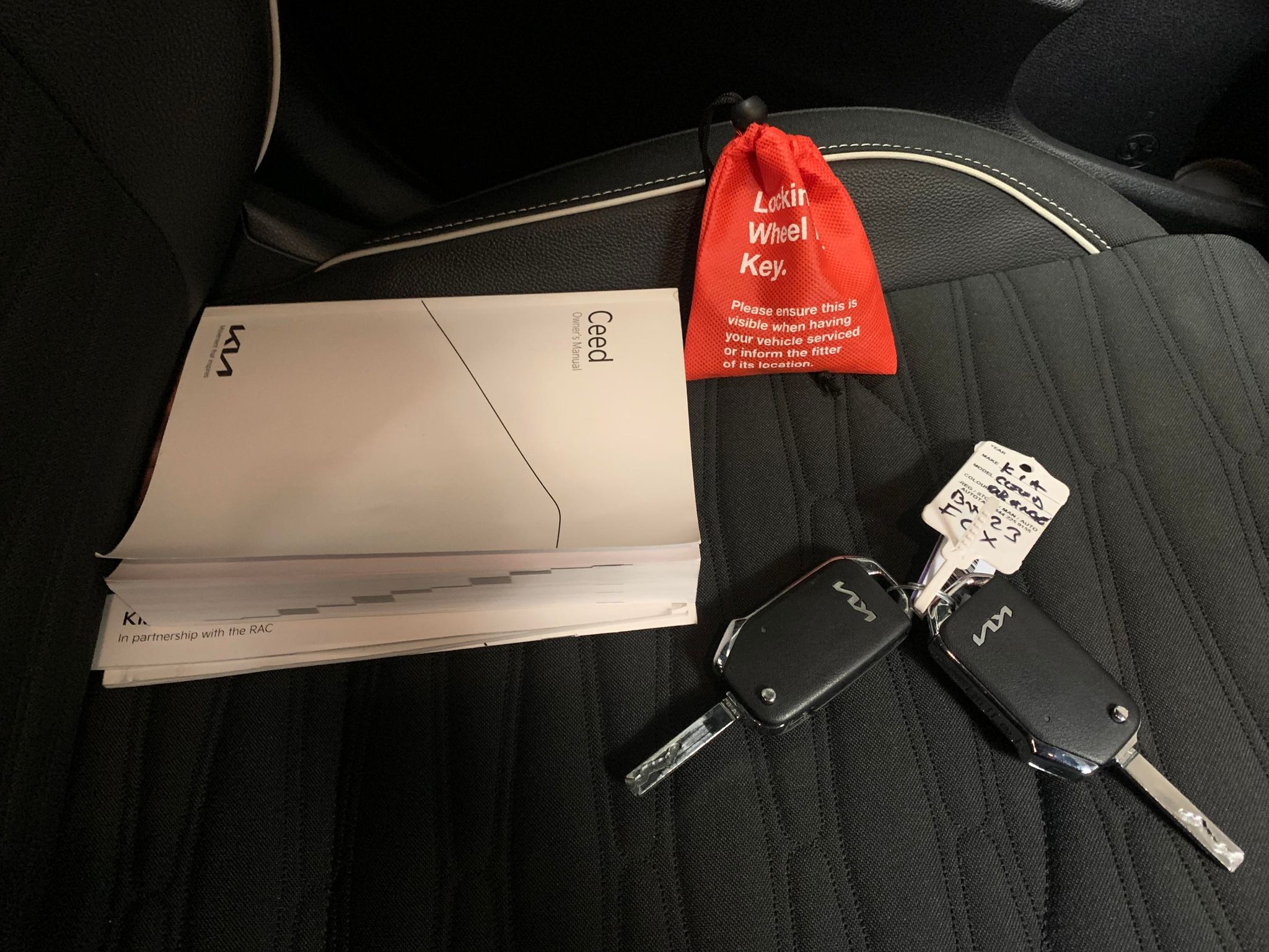 2023 Kia Ceed