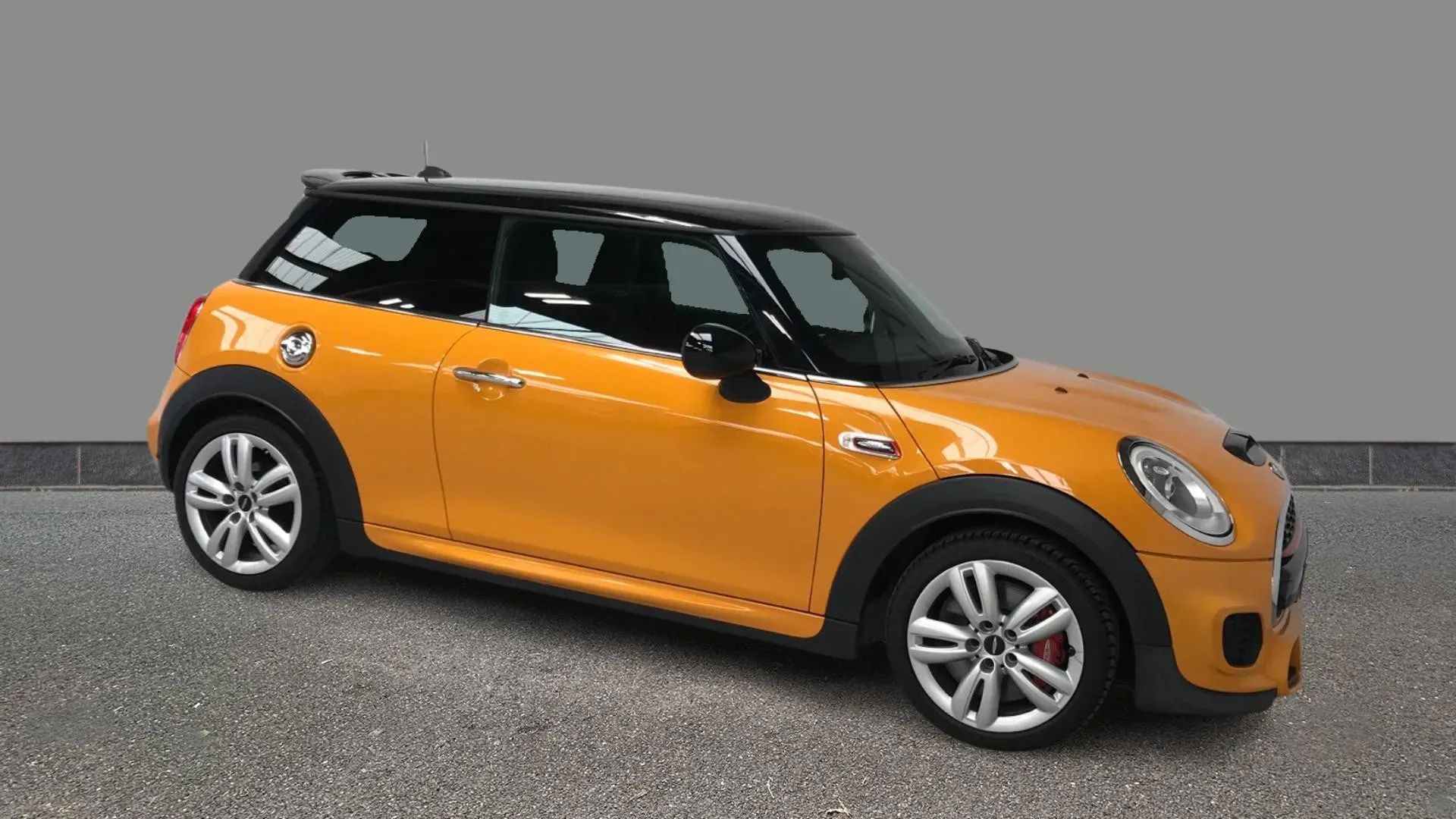 3-Door Hatch