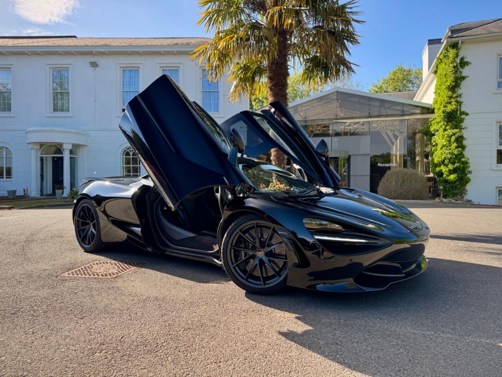 720S
