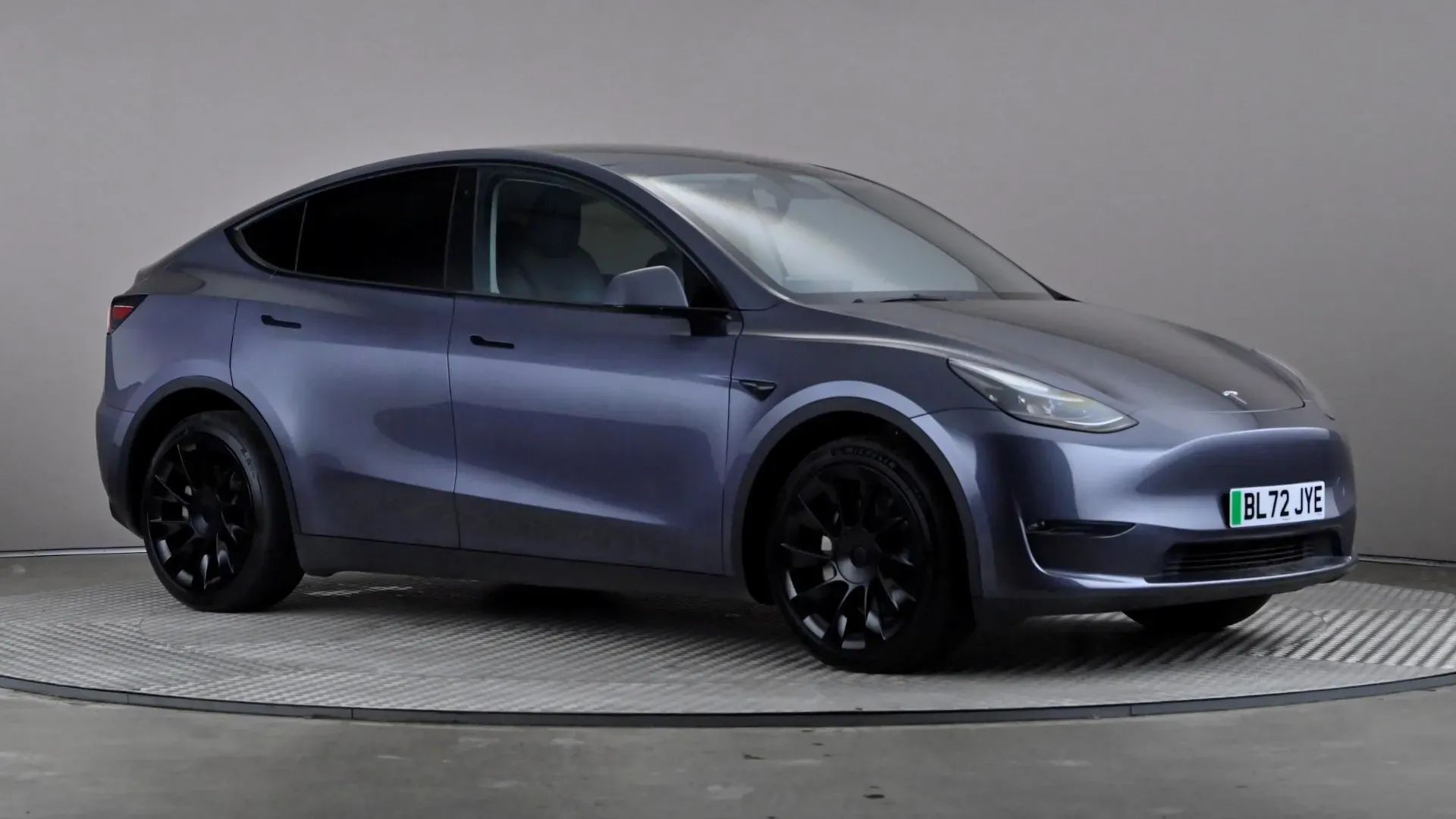 Model Y Premium