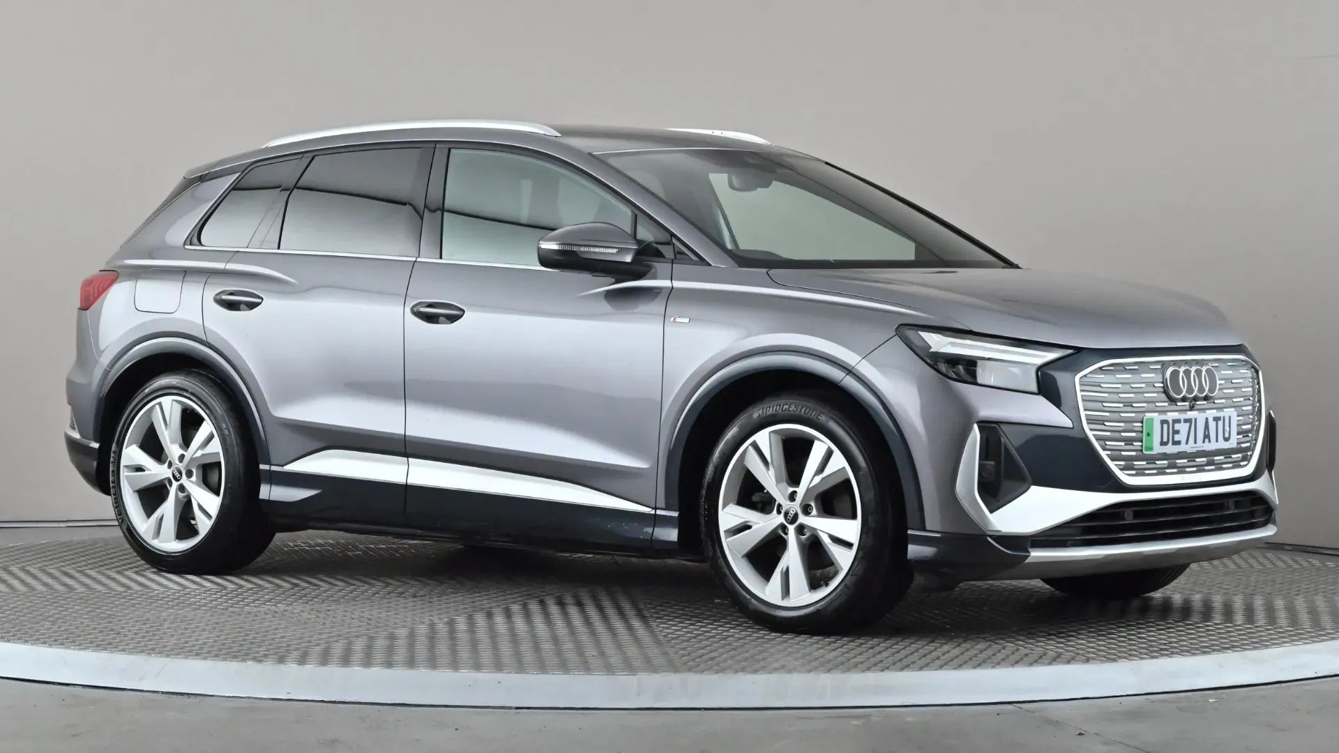 Q4 e-tron