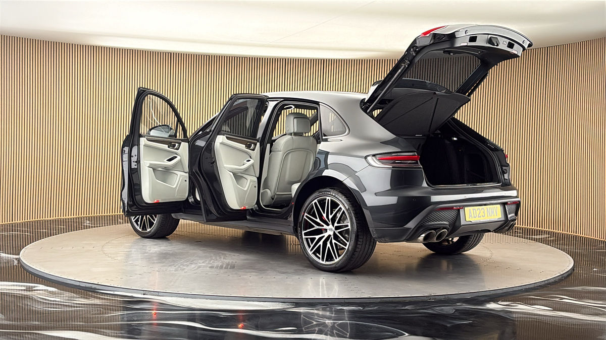 2023 Porsche Macan