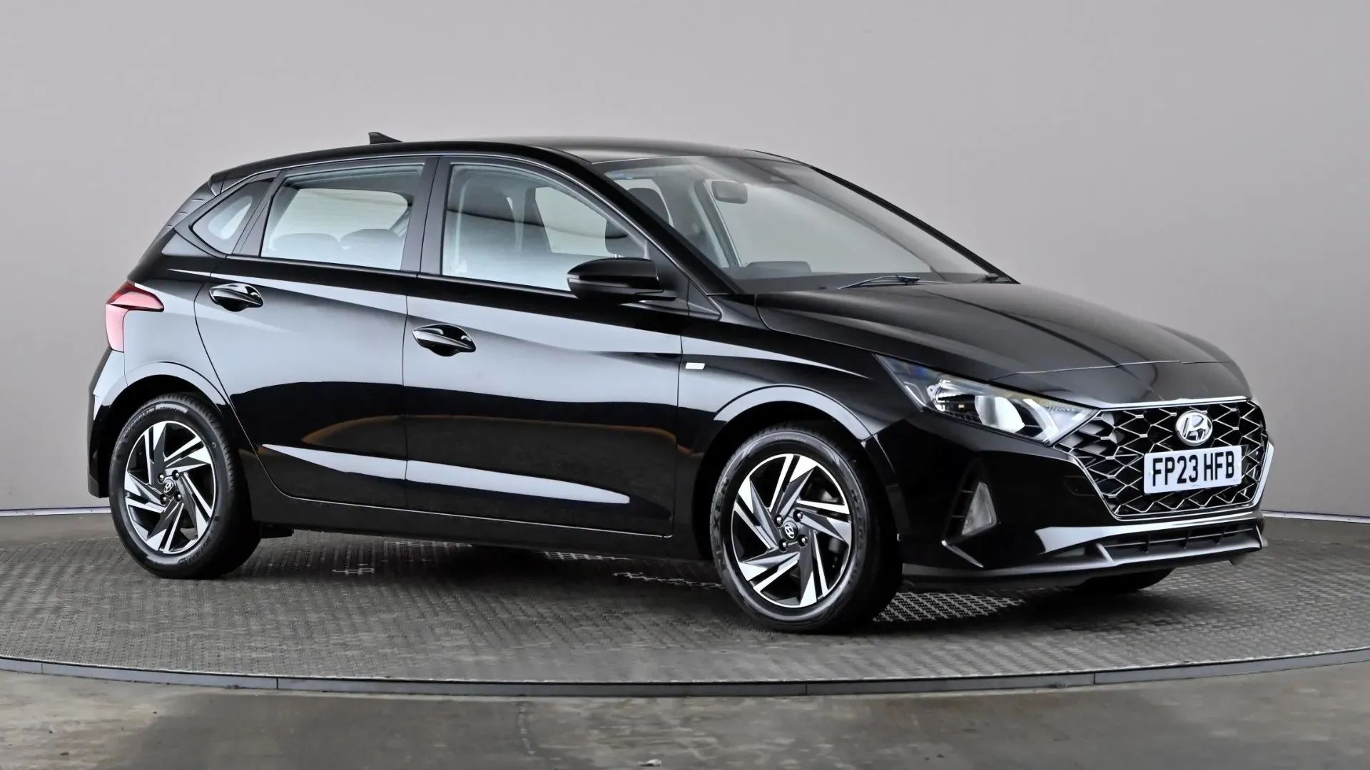 i20