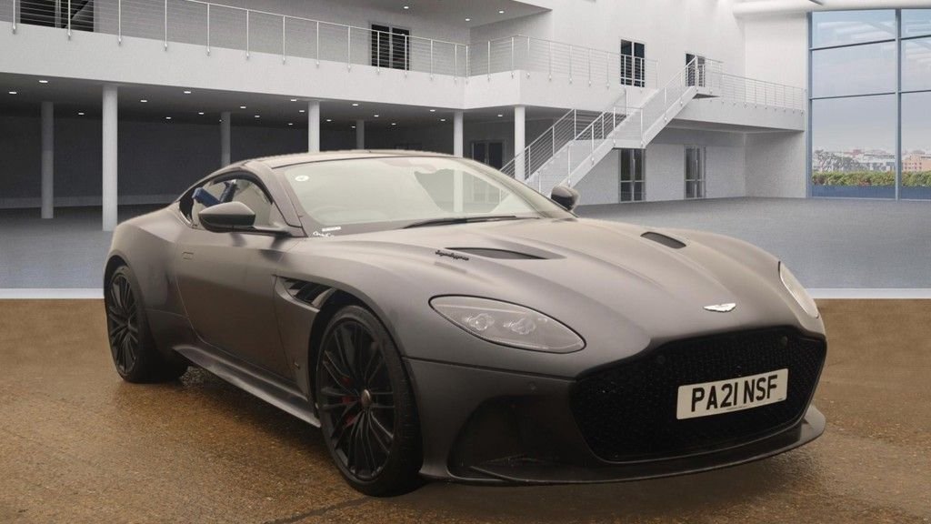 DBS Superleggera