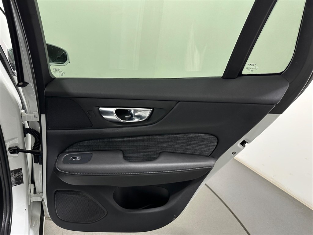 2022 Volvo V60