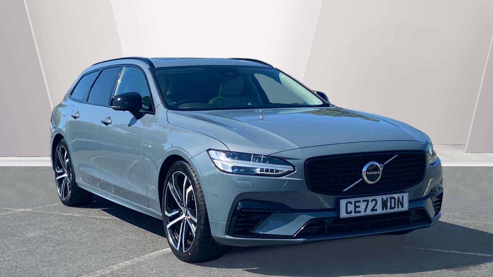V90