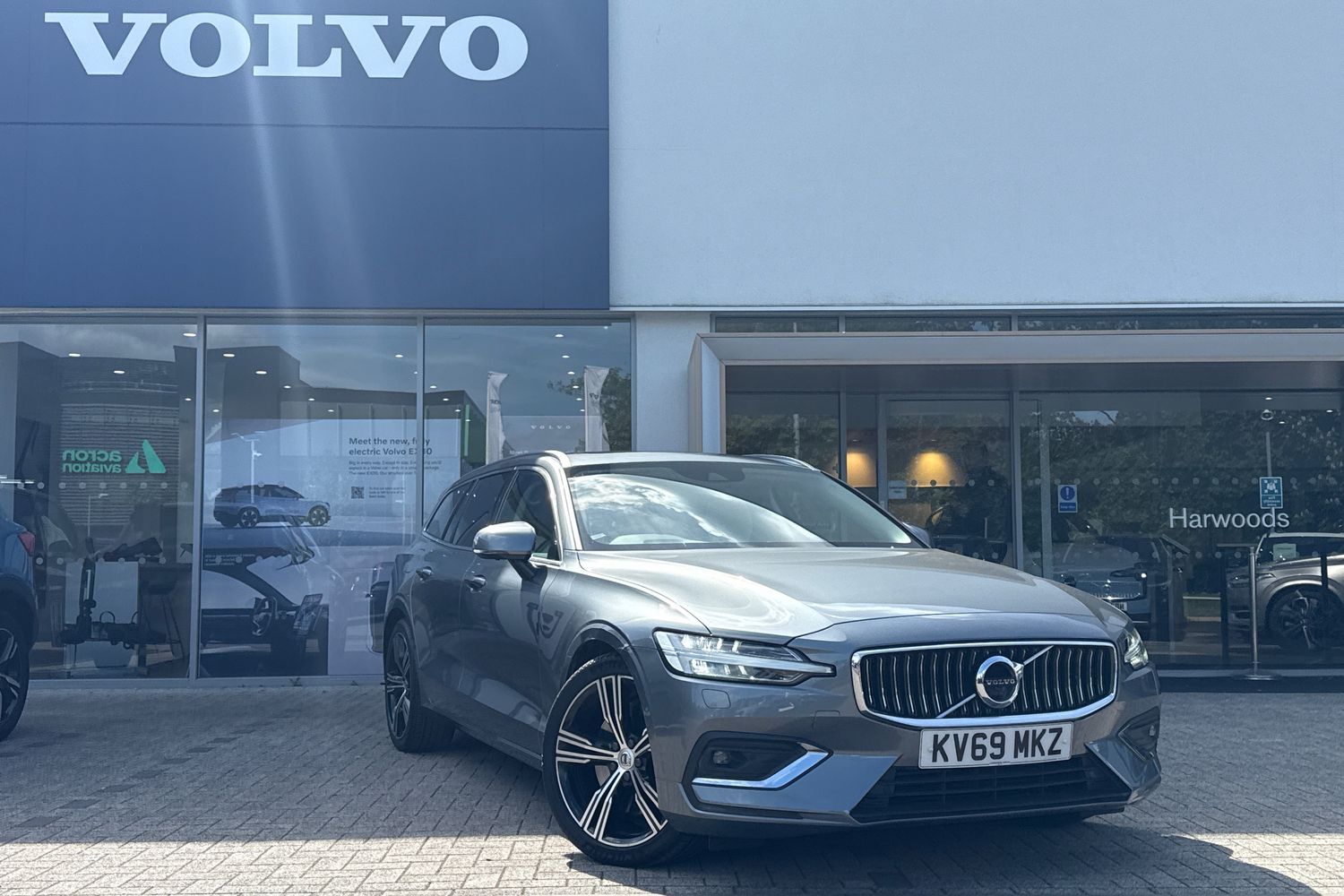 V60