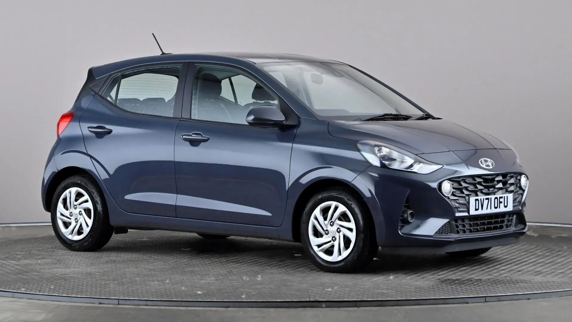 I10