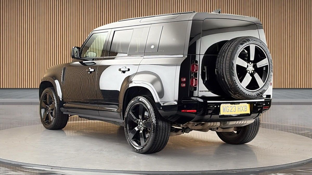 Used 2023 Land Rover Defender 110 3.0 D300 Auto X-Dynamic HSE for sale ...