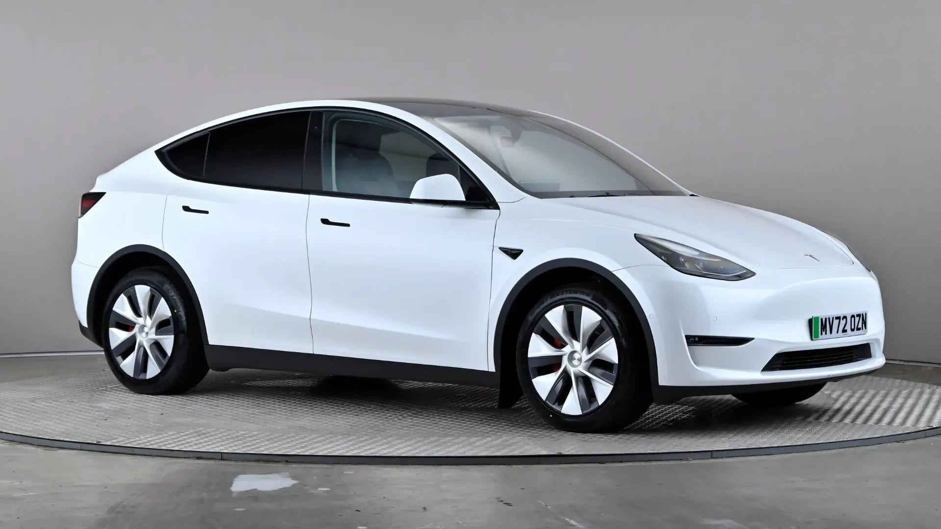 Model Y Premium