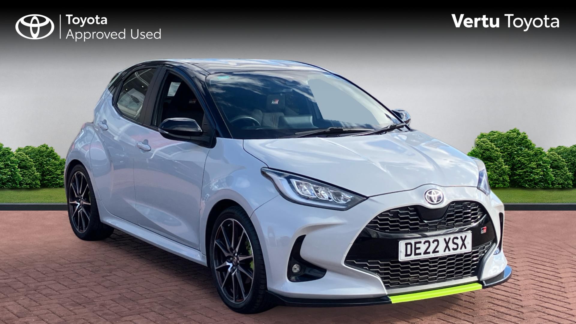 Yaris