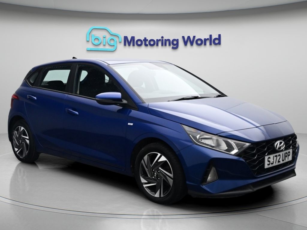 i20