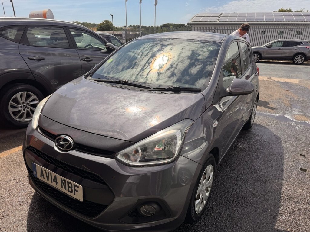 i10