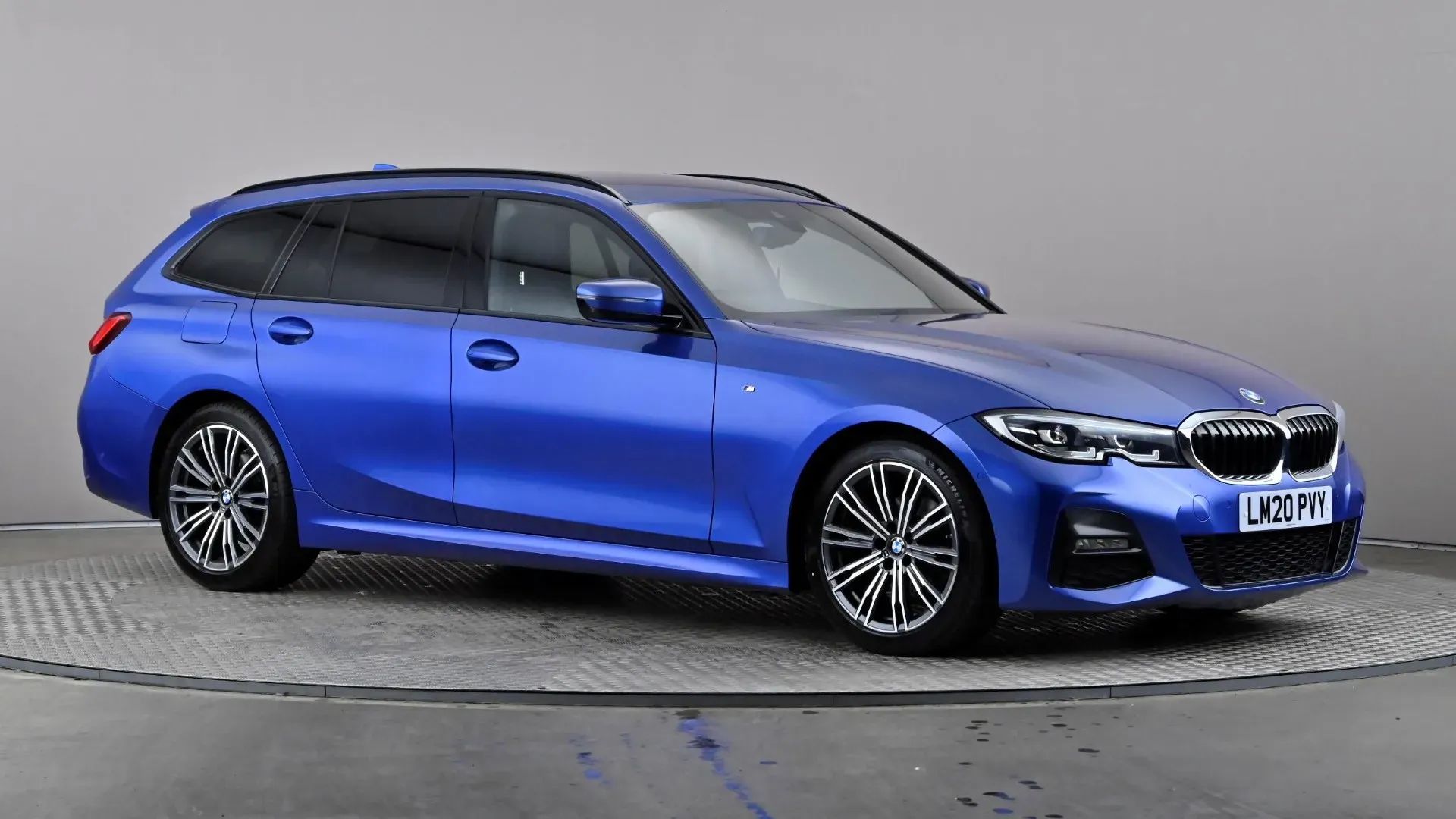 3 Series Touring