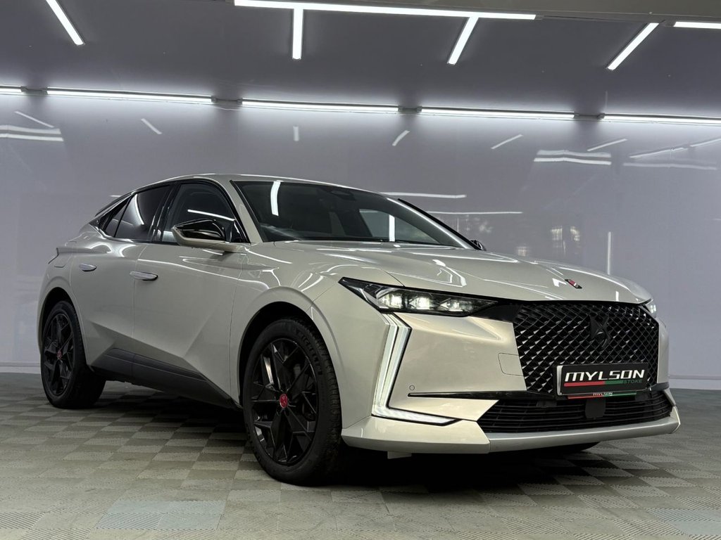 DS 4