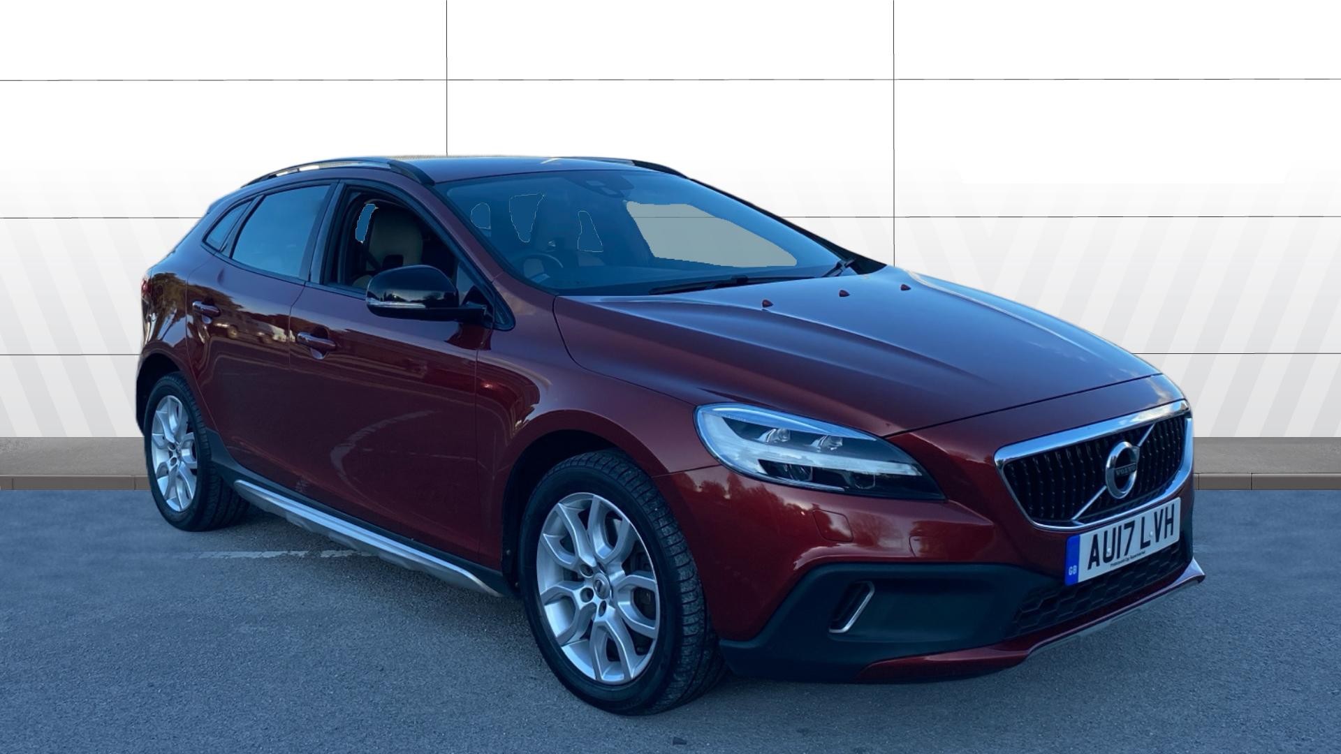 V40 Cross Country