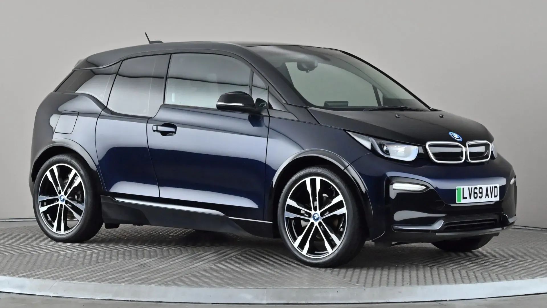 I3