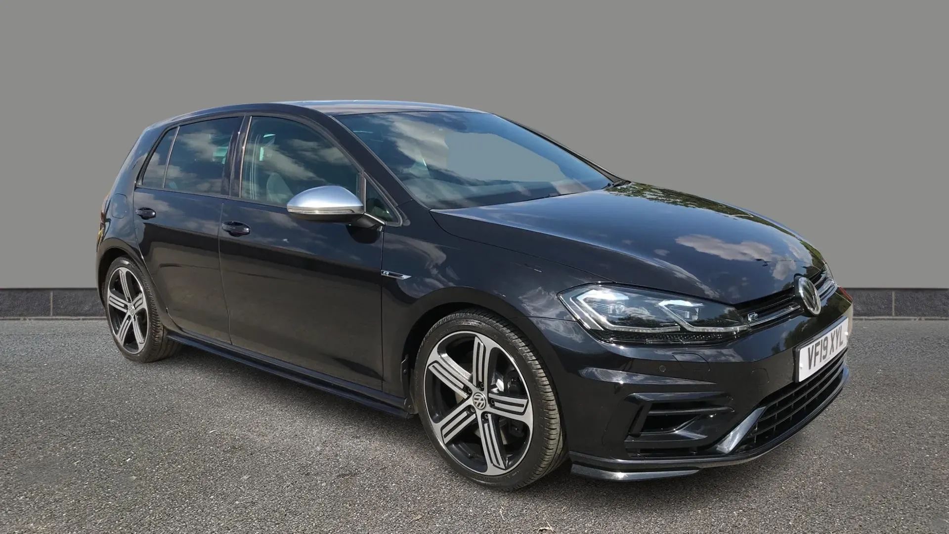 Golf R
