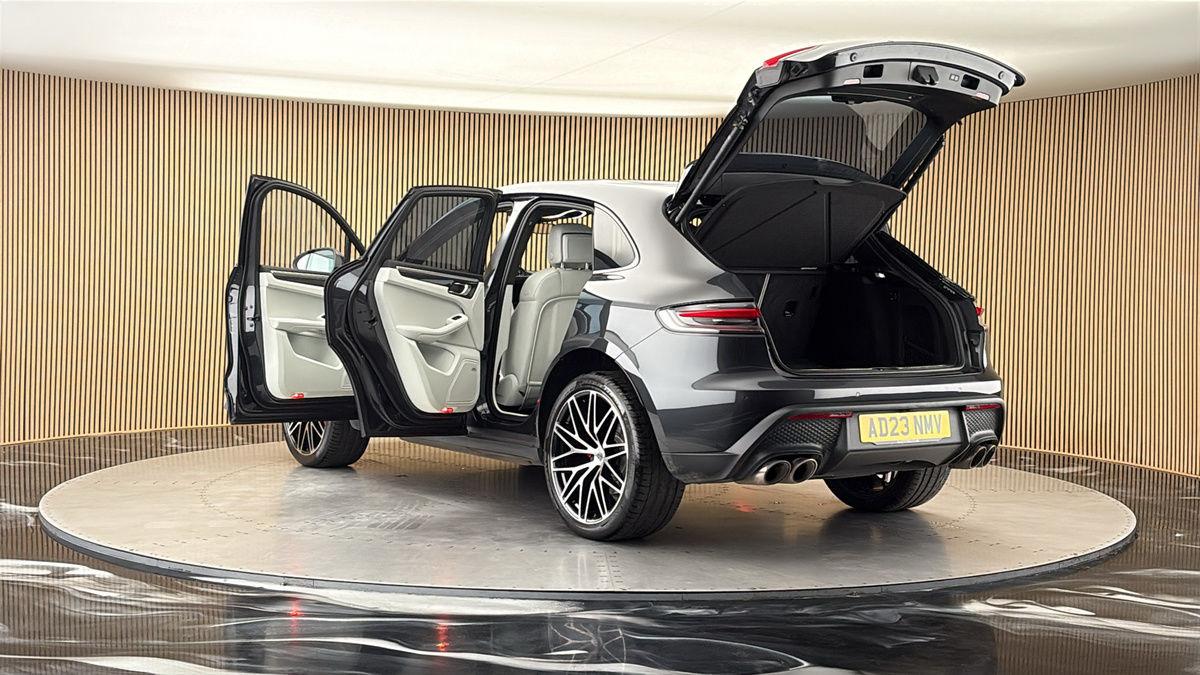 2023 Porsche Macan