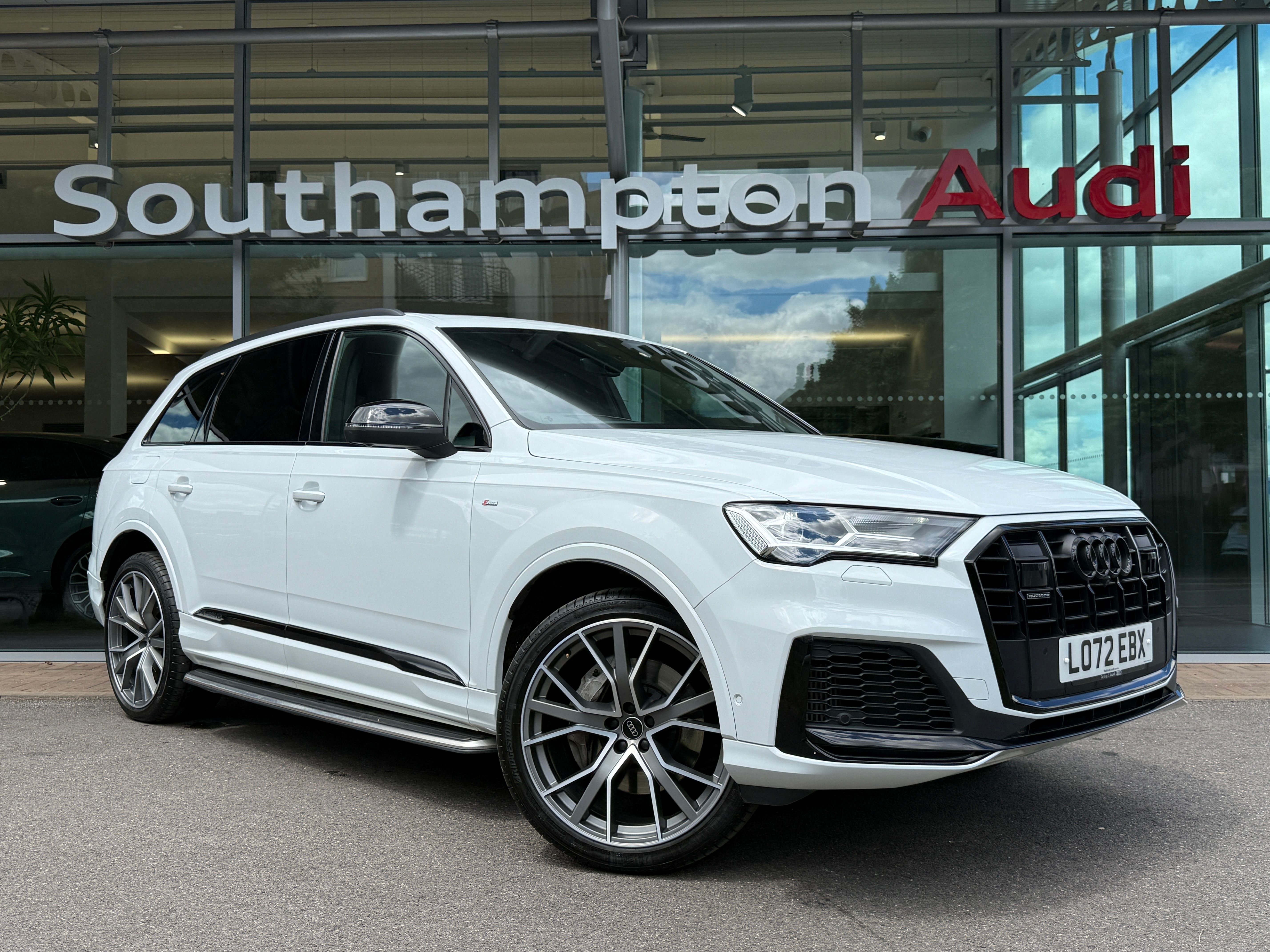 Q7