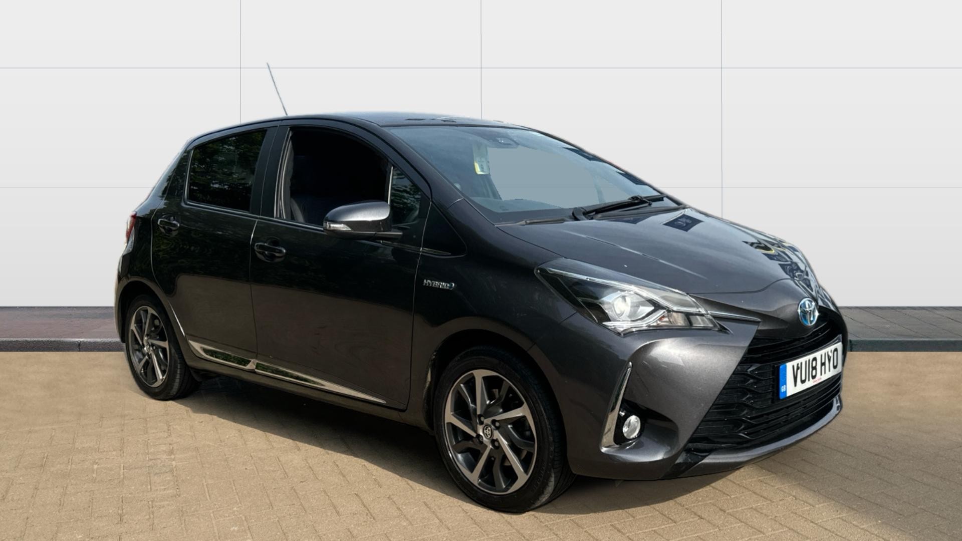 Grey Toyota Yaris Hybrid cars for sale | Carwow