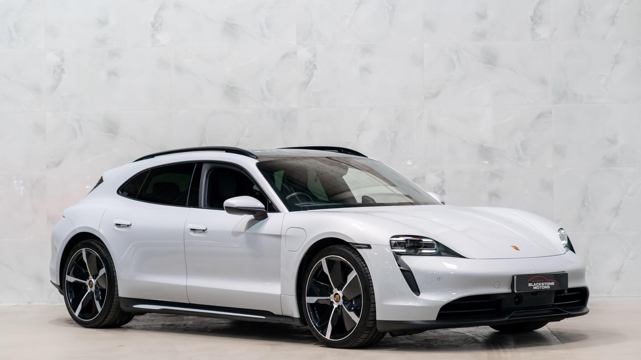 Taycan GTS Sport Turismo