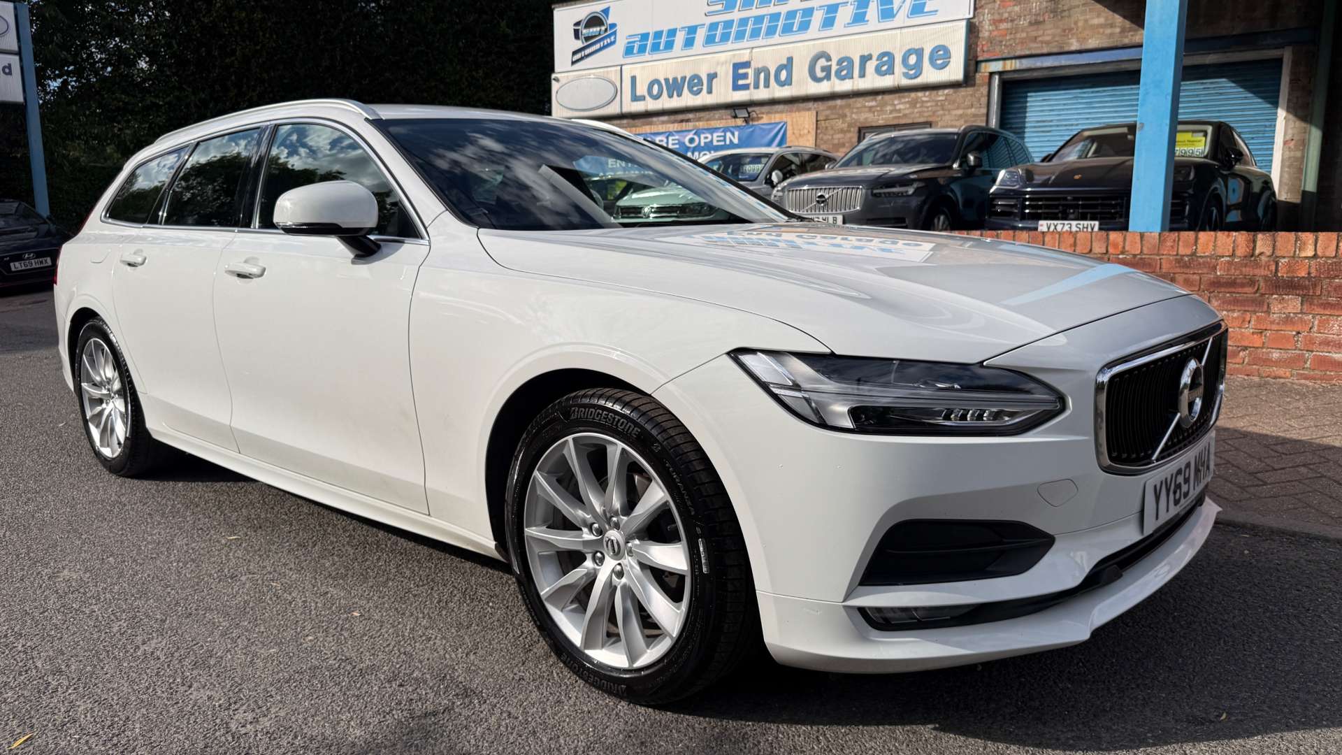 V90