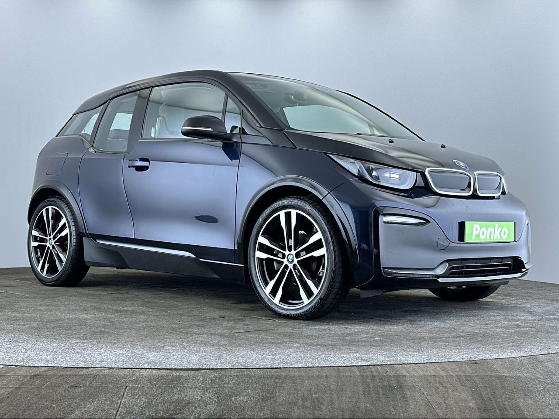 i3