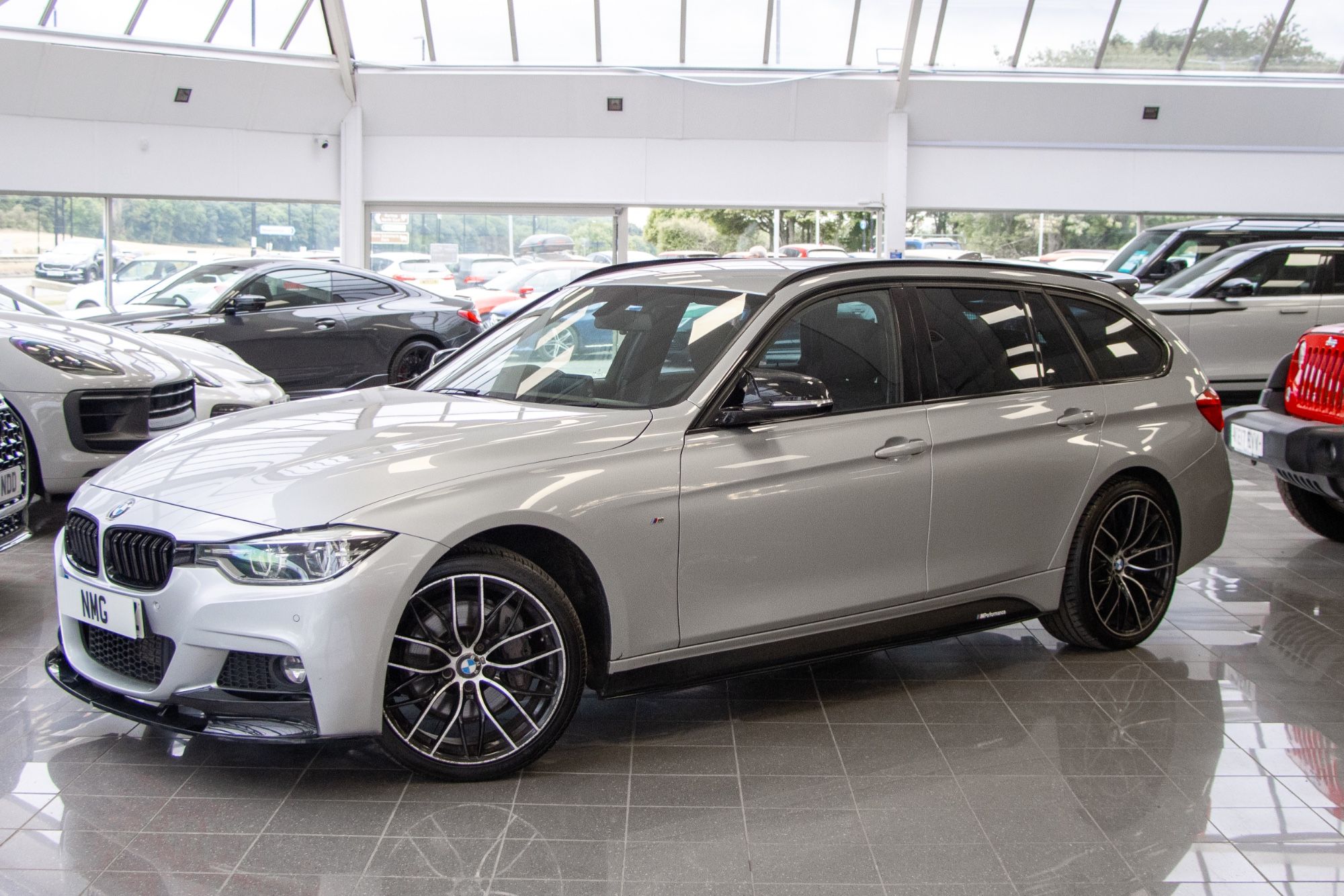 3 Series Touring