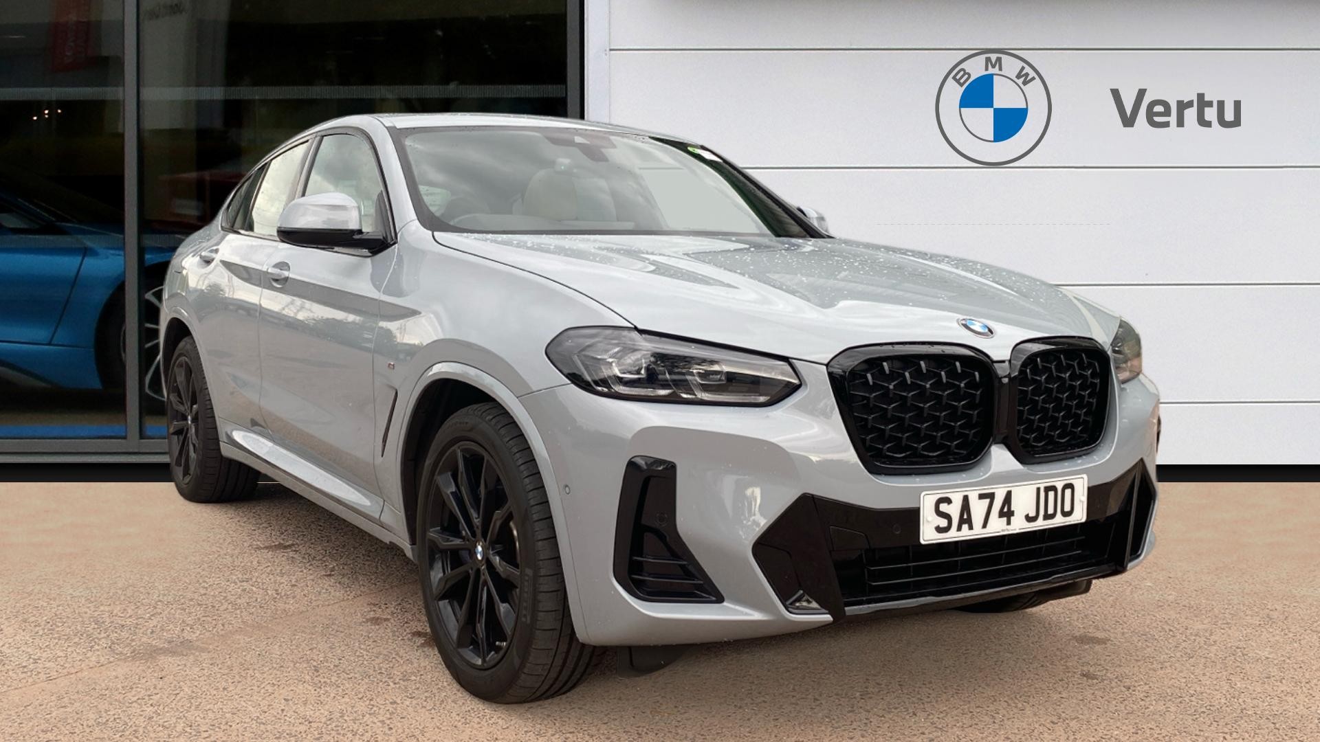X4