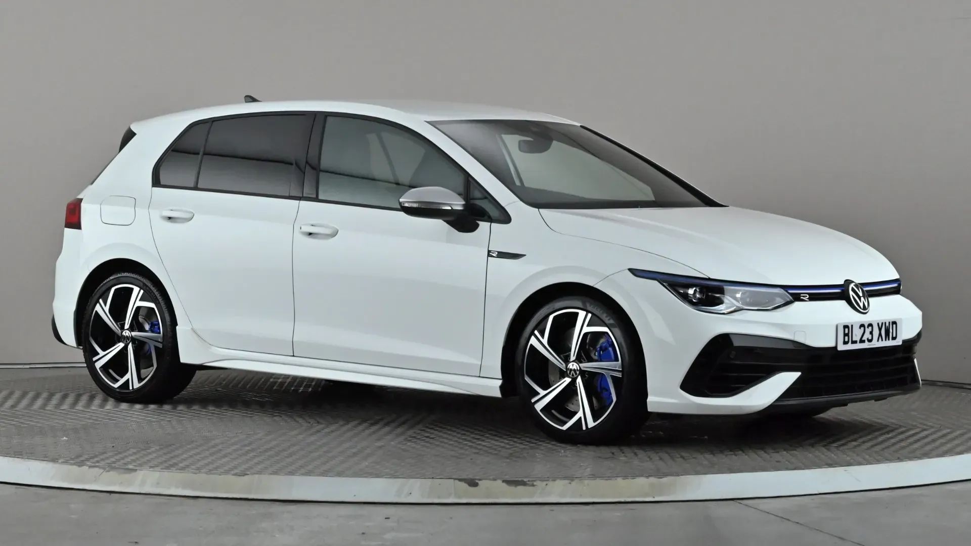 Golf R