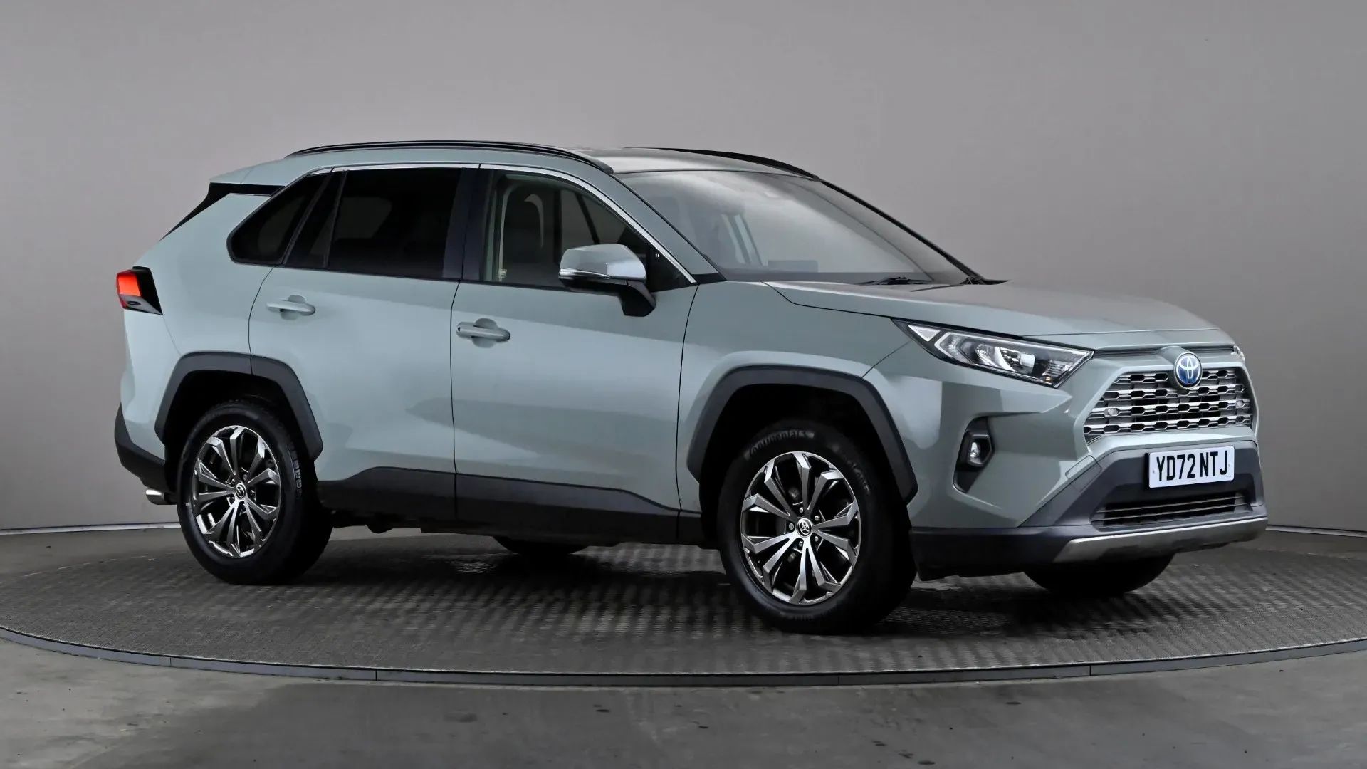 RAV4