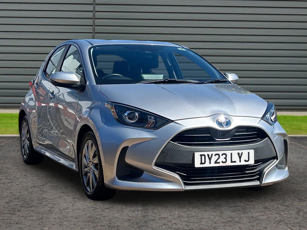 Yaris